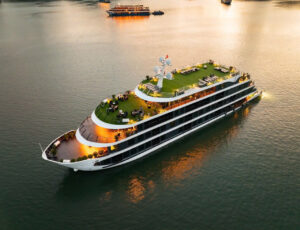 Luxury cruise on Lan Ha Bay by Wanderlust Travel